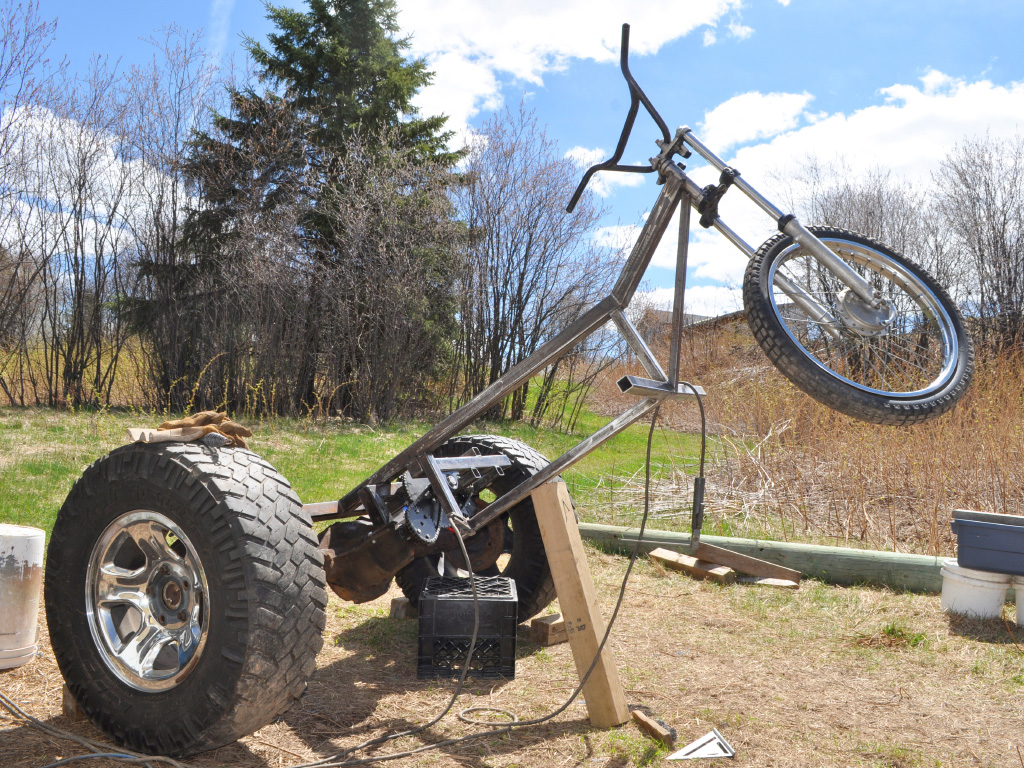 YardMule Electric Tractor - frame design